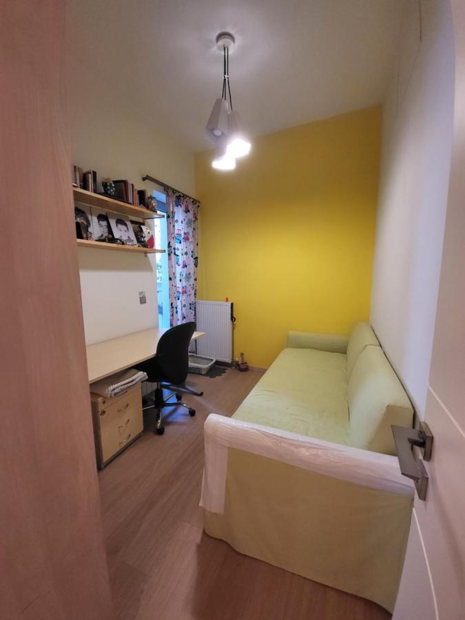 Cozy Apartment In Front Of The Park Athens Exterior photo